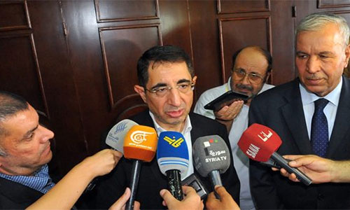 ministro de Industria libanés, Hussein Hajj Hassan Ministro de Industria libanés mantiene conversaciones de alto nivel en Siria